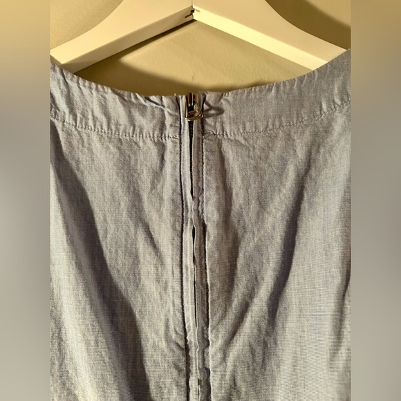 GAP peplum top with zipper back - Picture 3 of 4